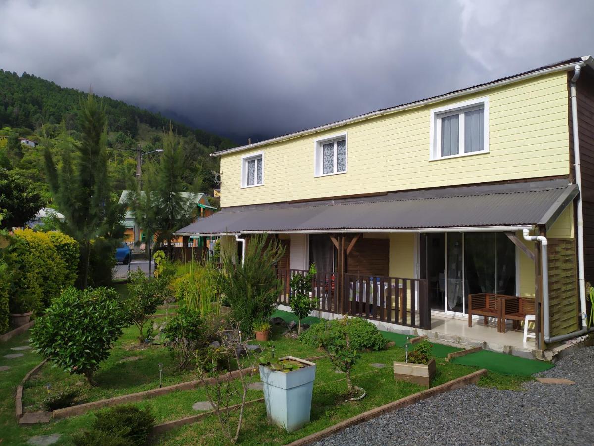 Les Jardins Creoles Apartment Cilaos Exterior foto